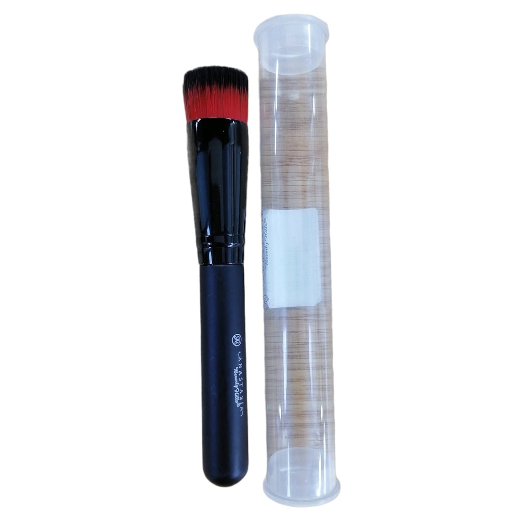 FOUNDATION BRUSH IN TUBE