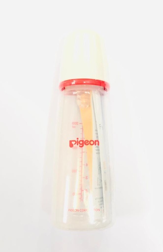 [2528] Pigeon Bottle White 200Ml 26010